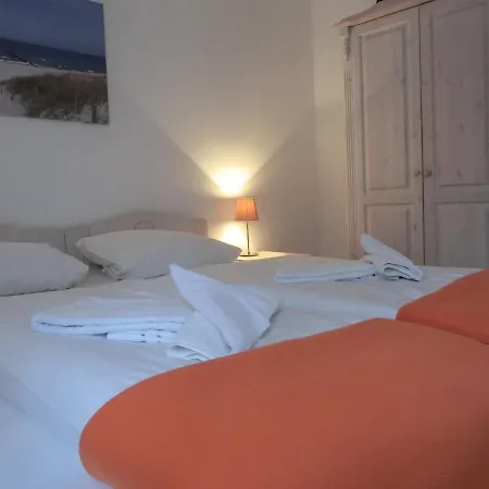W16 1 S Apartment